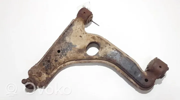 Opel Vectra B Front lower control arm/wishbone 90468638