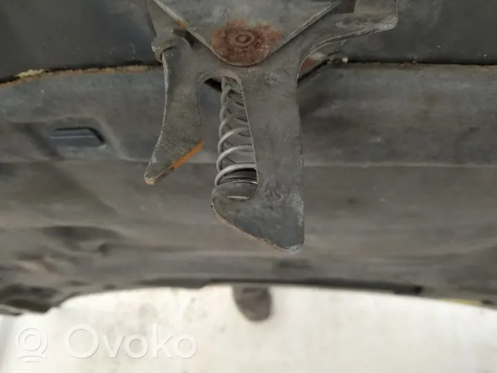 Volvo S60 Poignée, déverrouillage du capot moteur 