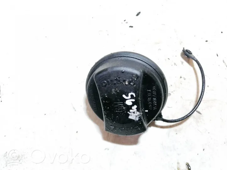 Opel Astra H Fuel tank filler cap 13140958