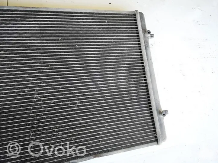 Skoda Octavia Mk1 (1U) Radiador del refrigerante 1j0121253ad