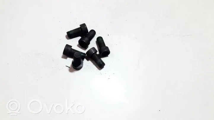 Volkswagen Sharan Nuts/bolts 