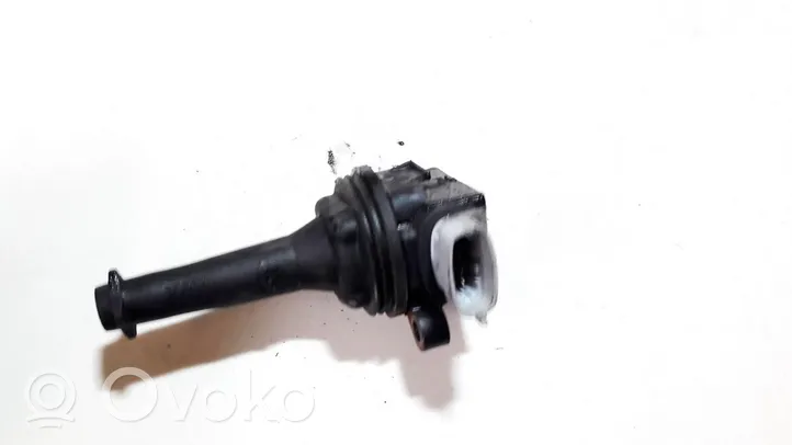 Volvo V50 High voltage ignition coil 8677837