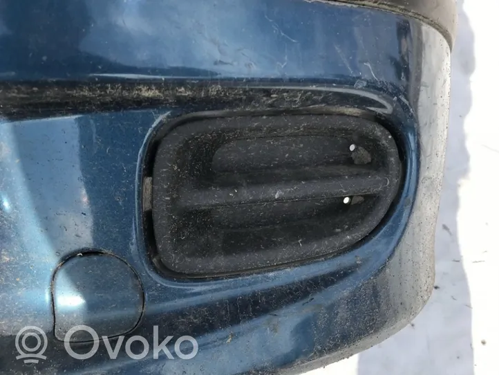 Nissan Almera N16 Grotelės apatinės (trijų dalių) 