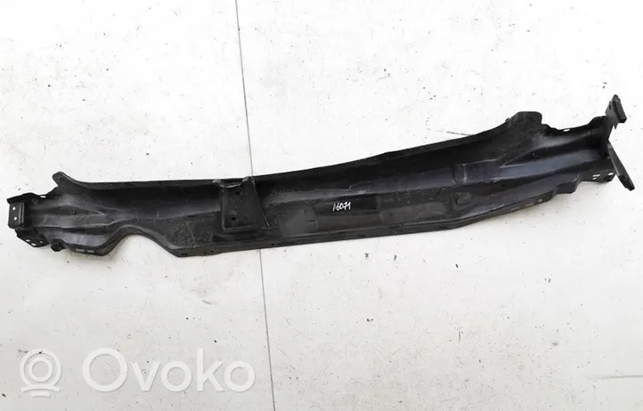 Toyota Avensis T270 Wiper trim 