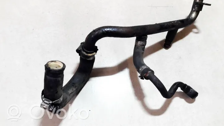 Volvo V70 Fuel line pipe 