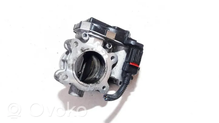 Opel Astra J Throttle valve 55570009db