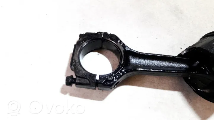 Volvo S40, V40 Piston with connecting rod 