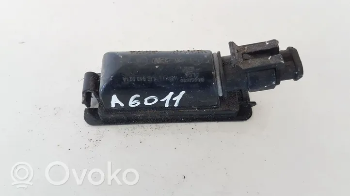 Volkswagen Fox Lampa oświetlenia tylnej tablicy rejestracyjnej 1JE943021A