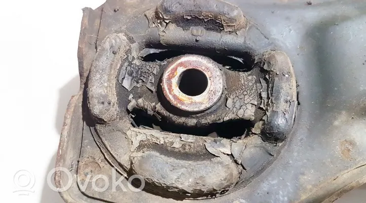 Honda CR-V Moottorin kiinnikekorvake 