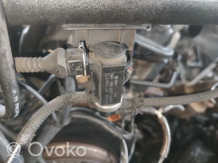 Audi A4 S4 B5 8D Solenoidinis vožtuvas 1H0906627