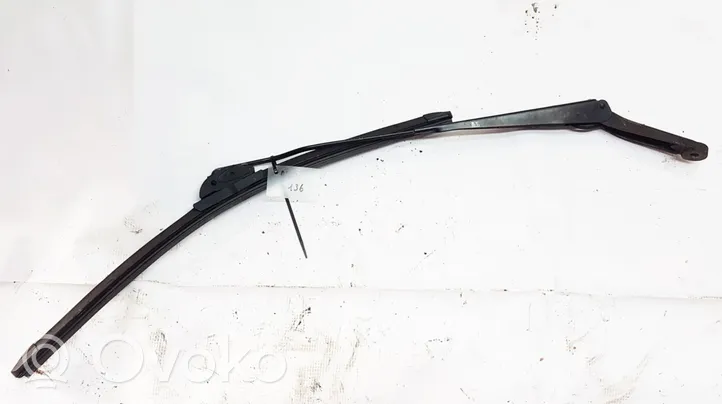 Ford Mondeo Mk III Front wiper blade arm 