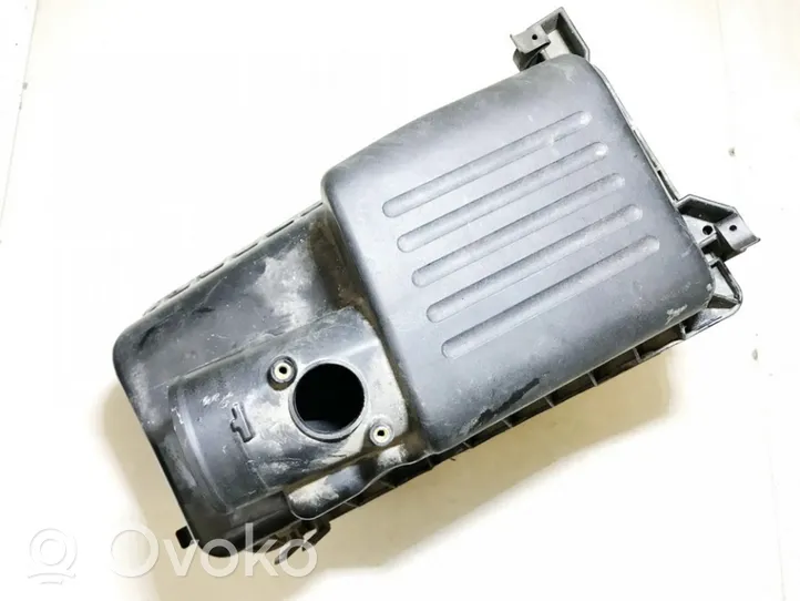 Toyota Corolla Verso E121 Air filter box 1770527040