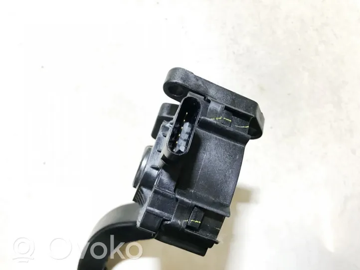 Tesla Model 3 Gaspedal h2006180439