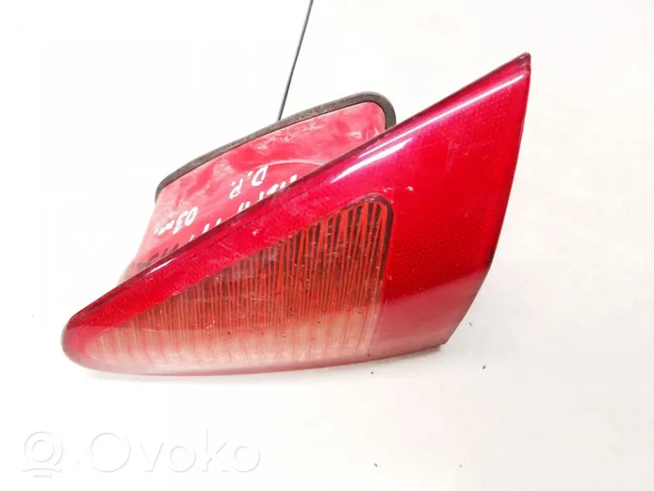 Alfa Romeo 147 Lampy tylnej klapy bagażnika 46556346