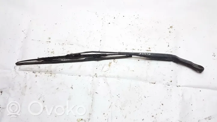 Opel Vectra C Front wiper blade arm 166314axx