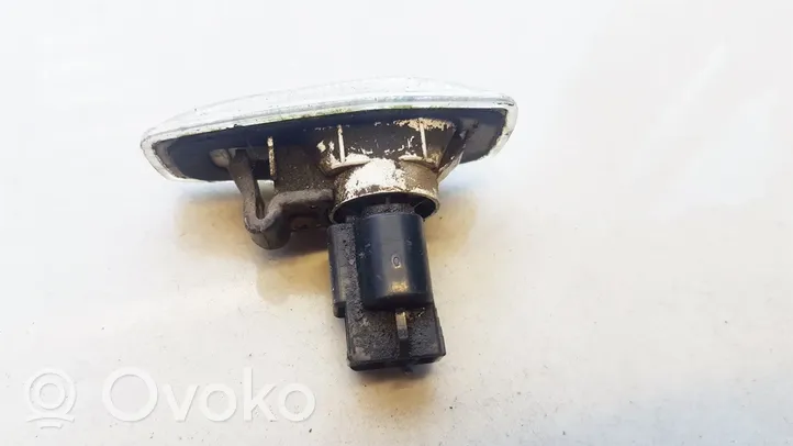 KIA Carnival Front fender indicator light 