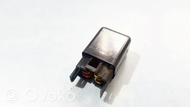 Mitsubishi Space Wagon Other relay MB183865