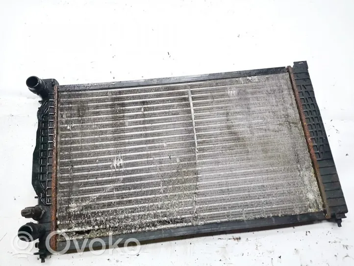 Volkswagen PASSAT B5 Radiateur de refroidissement 