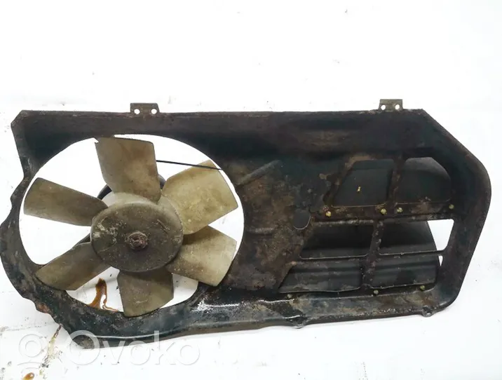 Audi 80 90 B3 Radiator cooling fan shroud 