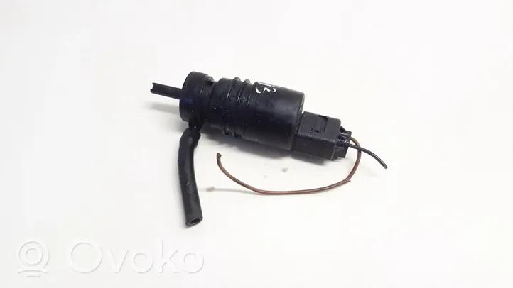 BMW X3 E83 Windscreen/windshield washer pump 