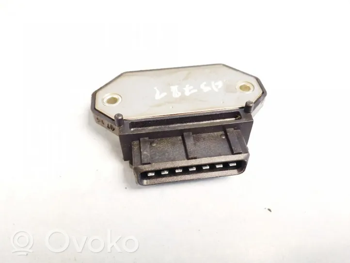 Audi 80 90 B3 Module d'allumage 211905351d