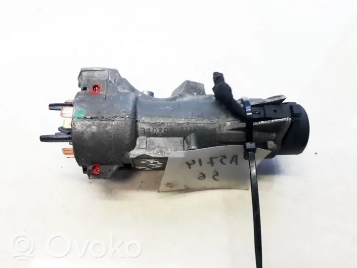 Audi A4 S4 B5 8D Ignition lock contact 4B0905851C