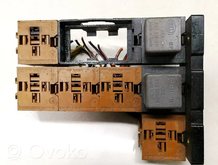 Mercedes-Benz Vito Viano W638 Fuse box set 6385400082