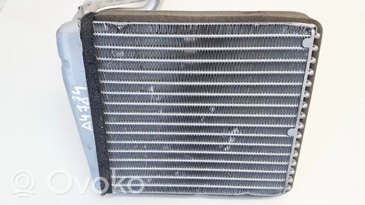 Volkswagen Jetta V Mazais radiators 0132801340