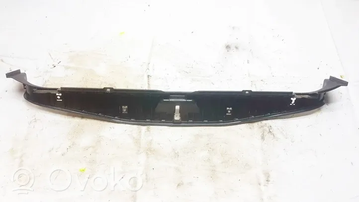 BMW X3 E83 Kita bagažinės apdailos detalė 51477049045