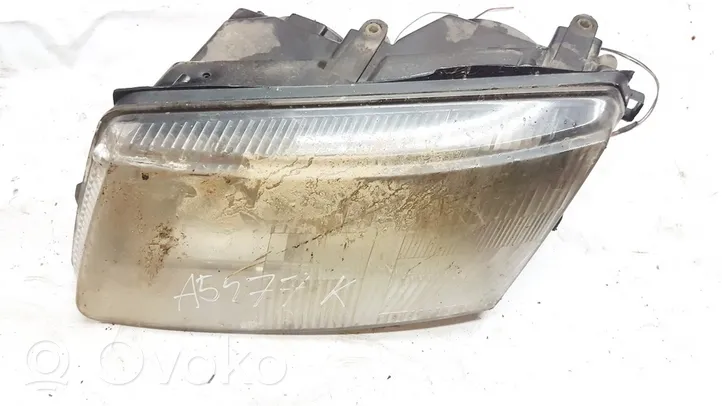 Volkswagen PASSAT B5 Lampa przednia 14742500