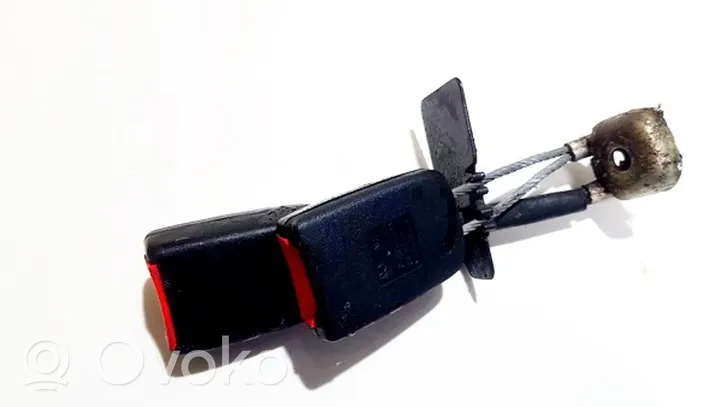 Volkswagen PASSAT B5 Middle seatbelt buckle (rear) 3b0857739a