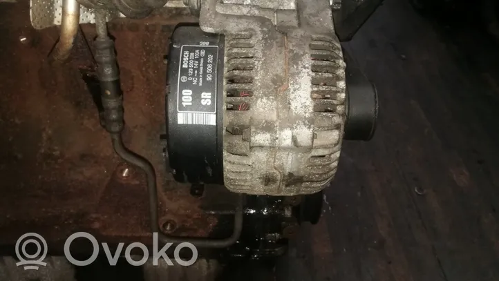 Opel Vectra B Generatore/alternatore 0123500008