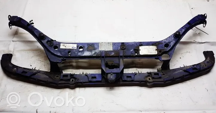 Ford Focus Jäähdyttimen kehyksen suojapaneeli xs418b041ch