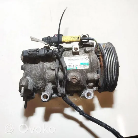 Peugeot 208 Compressore aria condizionata (A/C) (pompa) 9678656080