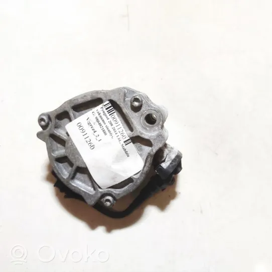 Peugeot 208 Unterdruckpumpe Vakuumpumpe 9804021880