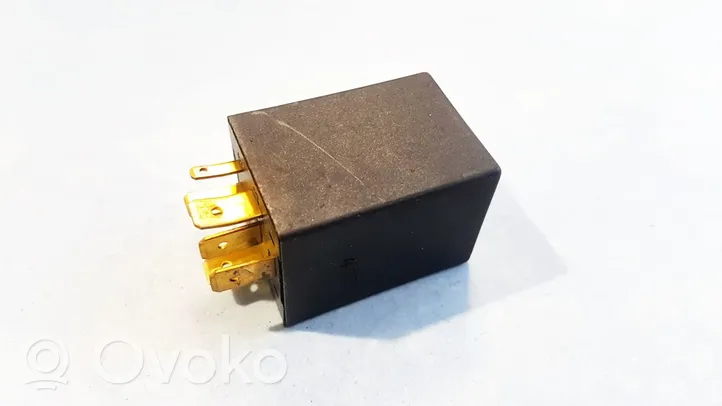 Opel Astra F Other relay 90069864