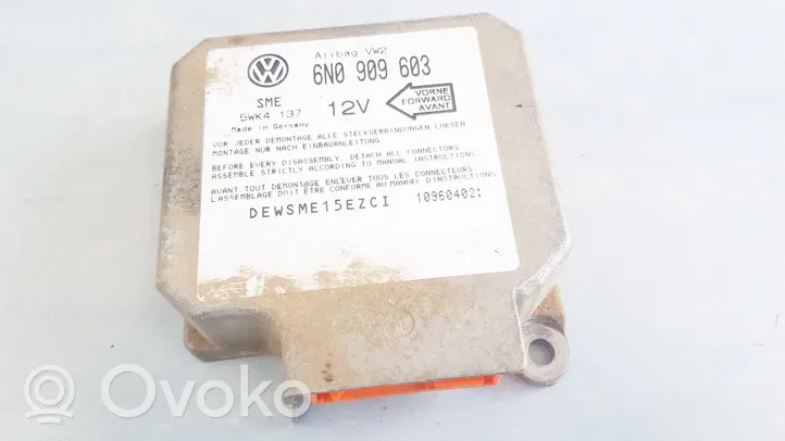 Volkswagen Golf III Turvatyynyn ohjainlaite/moduuli 6n0909603