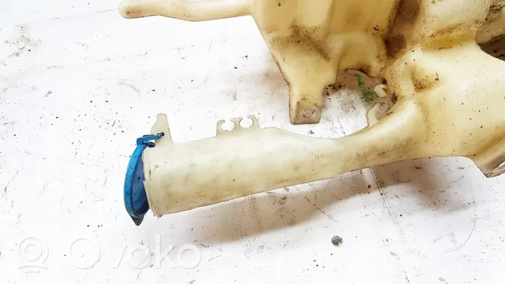 Volvo S40, V40 Réservoir de liquide lave-glace 30858779