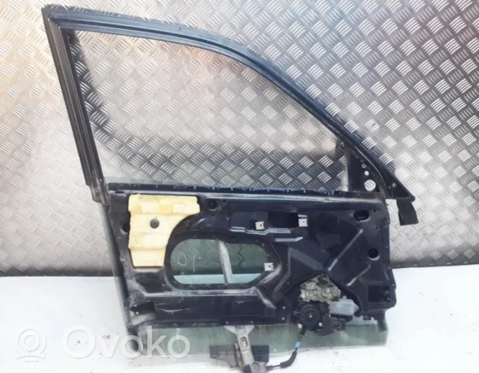 Audi A6 S6 C4 4A Front door window/glass frame 