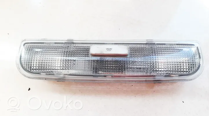 Skoda Rapid (NH) Éclairage lumière plafonnier arrière 8P0947111