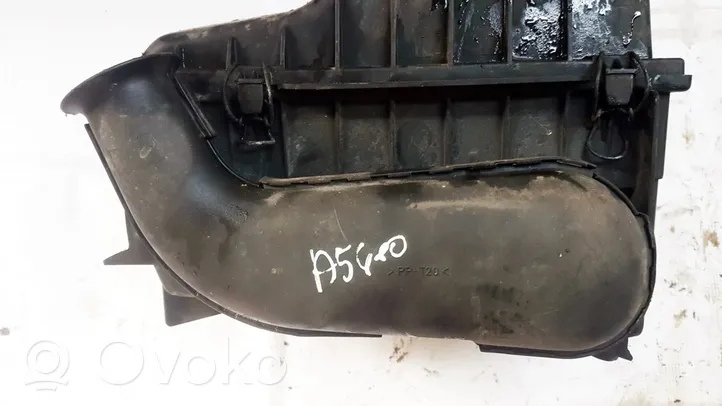 Volkswagen PASSAT B4 Boîtier de filtre à air 3A0129607D