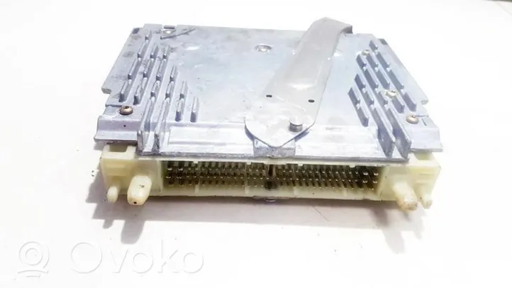 Volvo S70  V70  V70 XC Calculateur moteur ECU p01270298