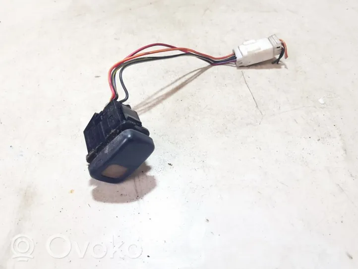 Mazda 626 Hazard light switch 3z24