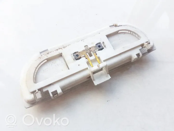 Chrysler Voyager Lampka podsufitki tylna 04685678aa