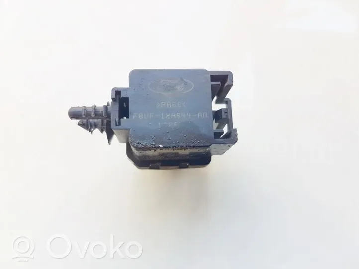 Ford Mondeo Mk III Sensor f8uf12a644aa