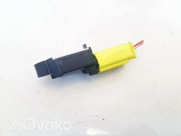 Toyota Avensis T270 Airbagsensor Crashsensor Drucksensor 8983102100