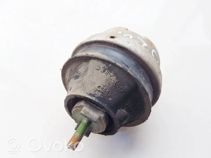 Audi A4 S4 B5 8D Dzinēja spilvens 8d0199382e