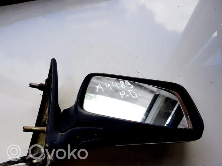 Volkswagen Golf III Elektryczne lusterko boczne drzwi przednich 40486
