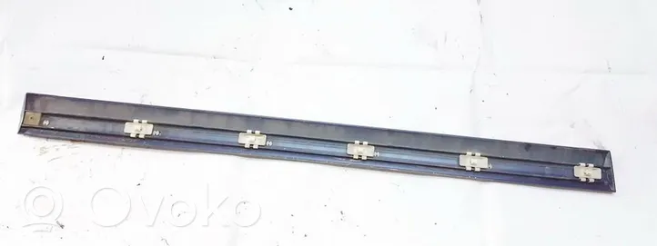 Mercedes-Benz E W210 Moulure de porte avant a2106900482