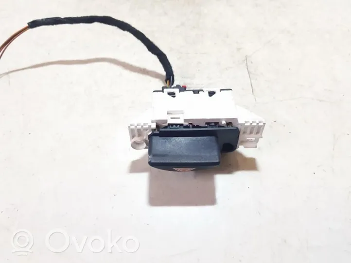 Ford Focus Hazard light switch 2m5t13a350aa